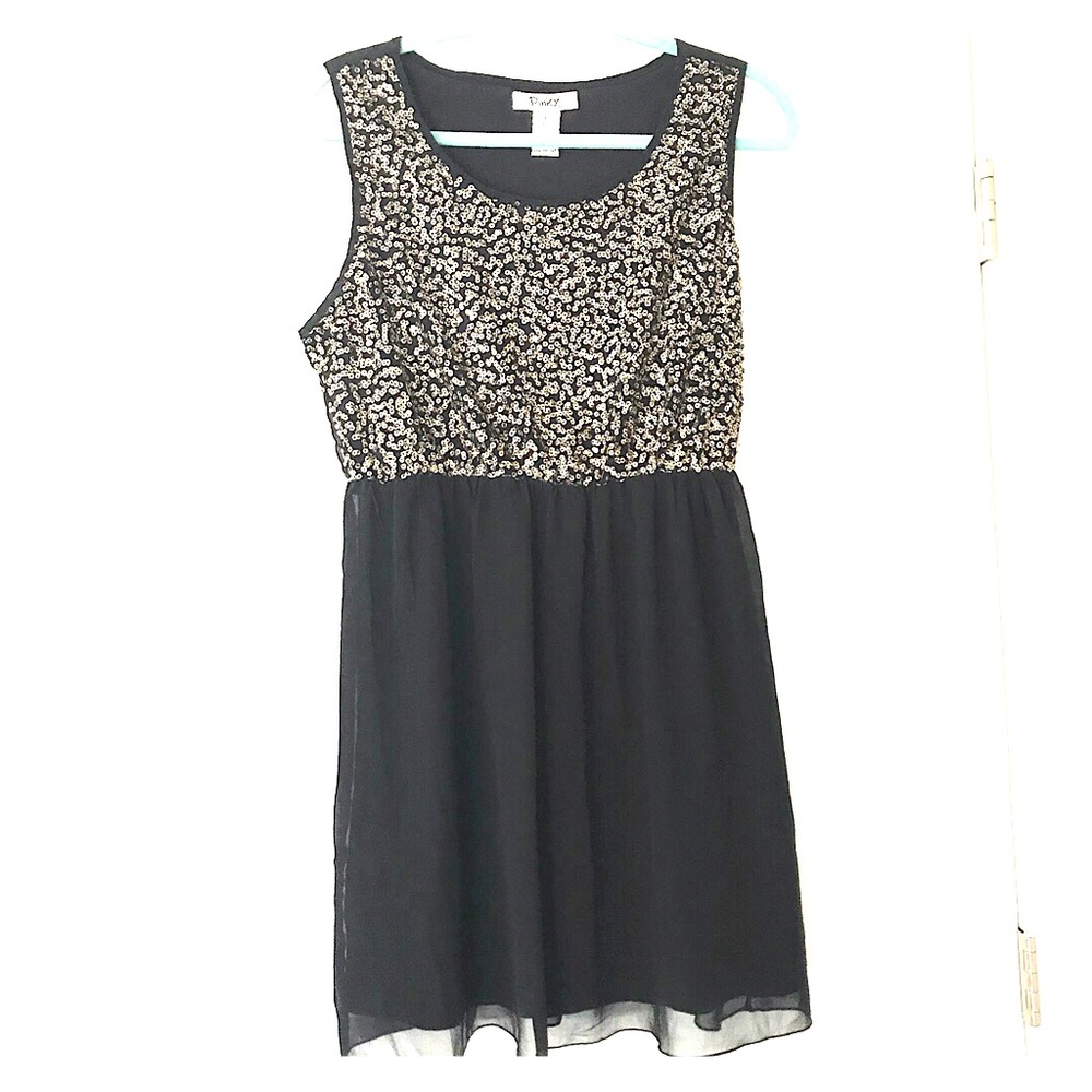 Black and gold sequin dress
